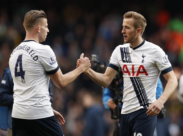 巴萨通过 巴萨通过